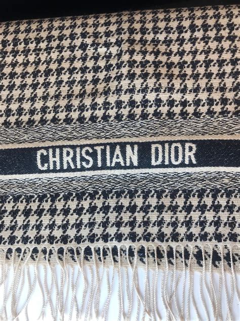 christian dior schal